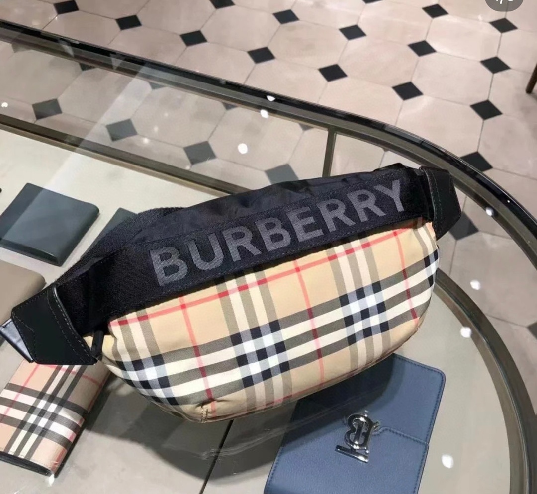 Burberry Black crossbody