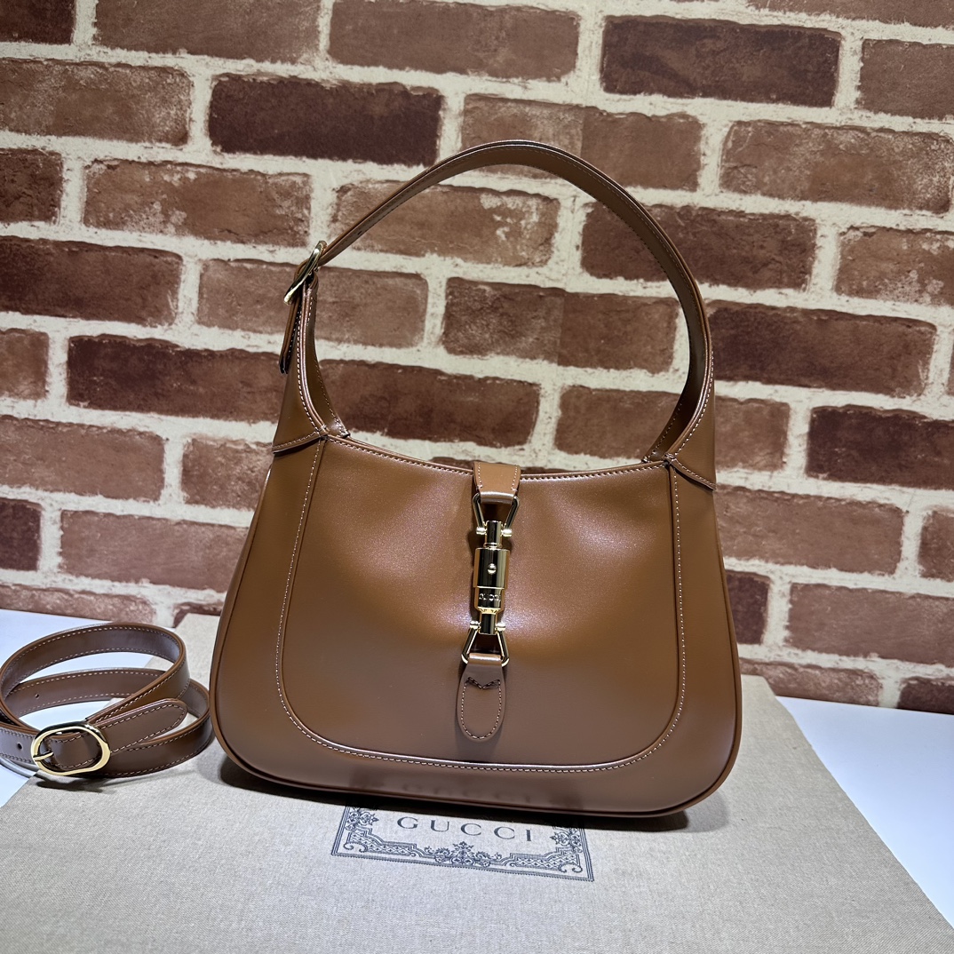 NO:204054,The quality of the counter, top-quality original goods, real-life photos!  636709 brown leather ~ size width 28x height 19x side width 4.5, shipped!  Batch, GUCCI [original skin], gucci19860909专柜品质,顶级原单货,实物实拍！636709棕皮～尺寸宽28x高19x侧宽4.5,出货啦！批,GUCCI【原厂皮】,gucci,Bag