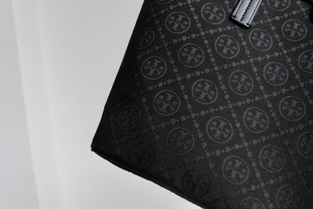 Tory Burch ～托里伯奇，黑色大号尺寸：底长32/底宽16/高29cm