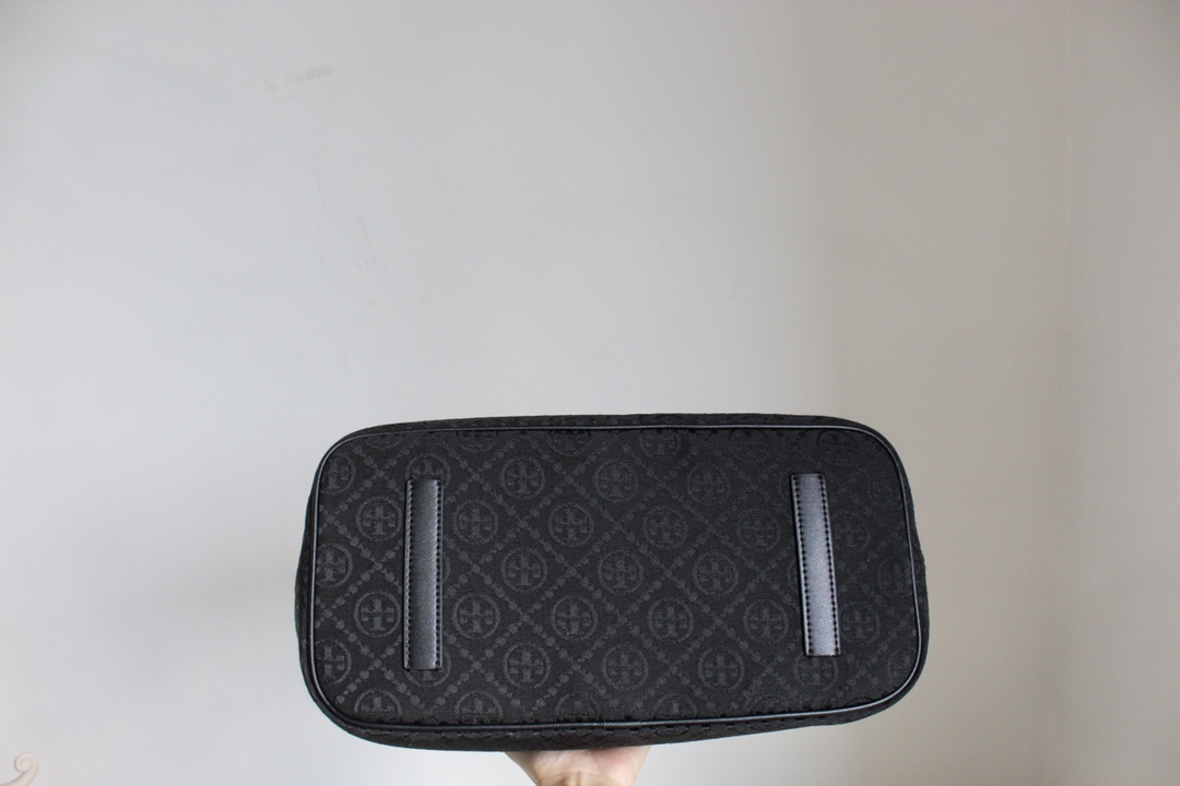 Tory Burch ～托里伯奇，黑色大号尺寸：底长32/底宽16/高29cm