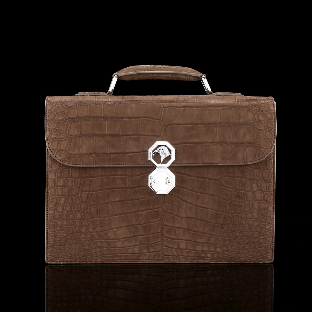 实拍图📸 国产磨砂鳄鱼肚皮🐊🐊公文包💼⚠️纯钢五金 ⚠️【内里配头层牛皮】 尺寸 39*29*10
