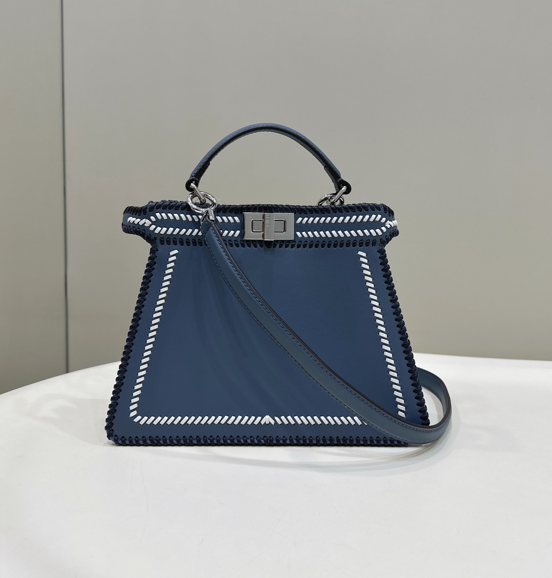 Fendi Peekaboo Replica
 Bags Handbags Weave Cowhide