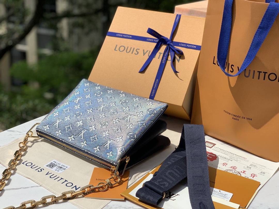 非市场普通货 进口皮料半钢五金尺寸 26×20×12cm LV当季新款 COUSSIN小号链条包，渠道出