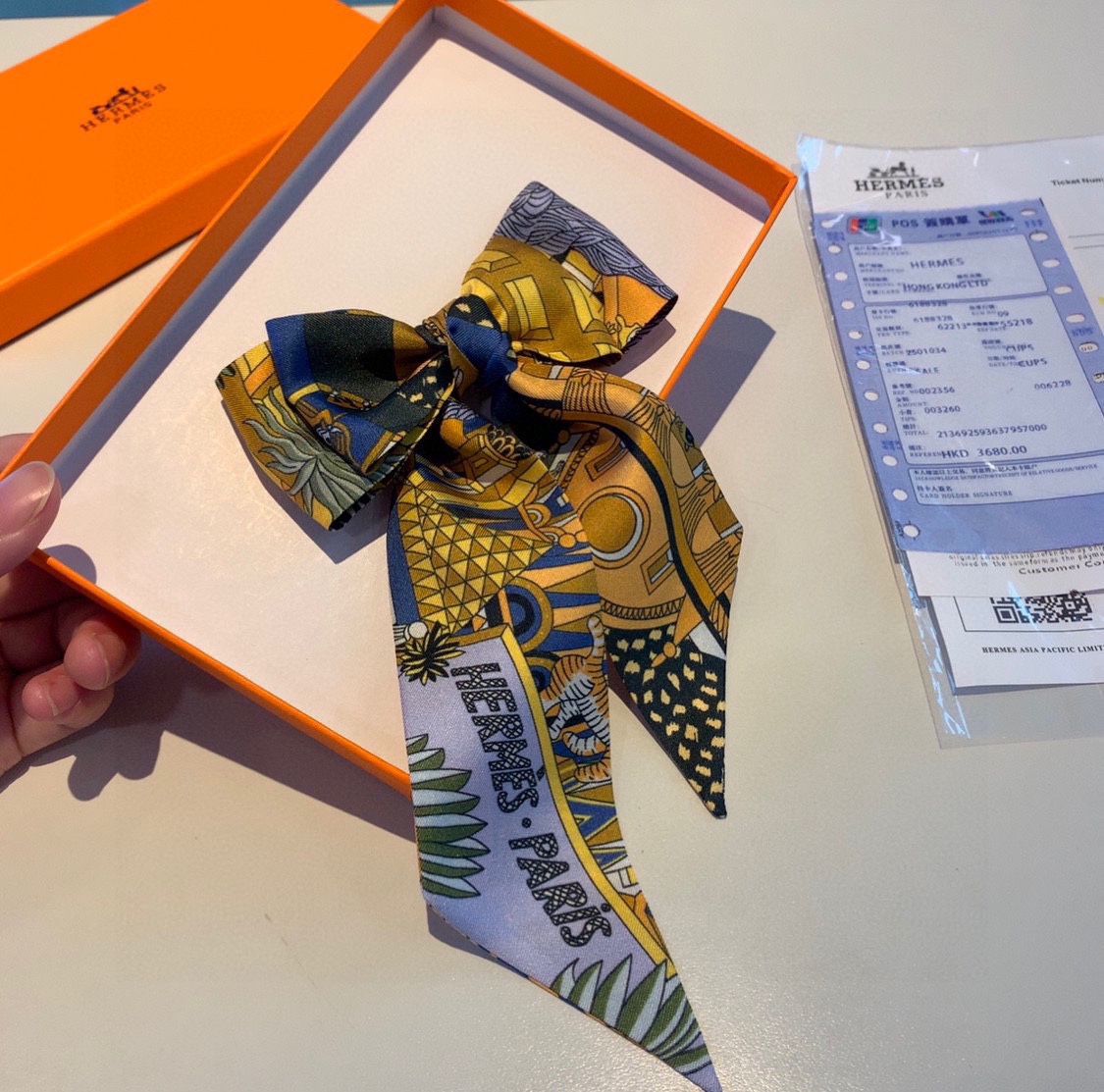 Hermès - Silk Scarf