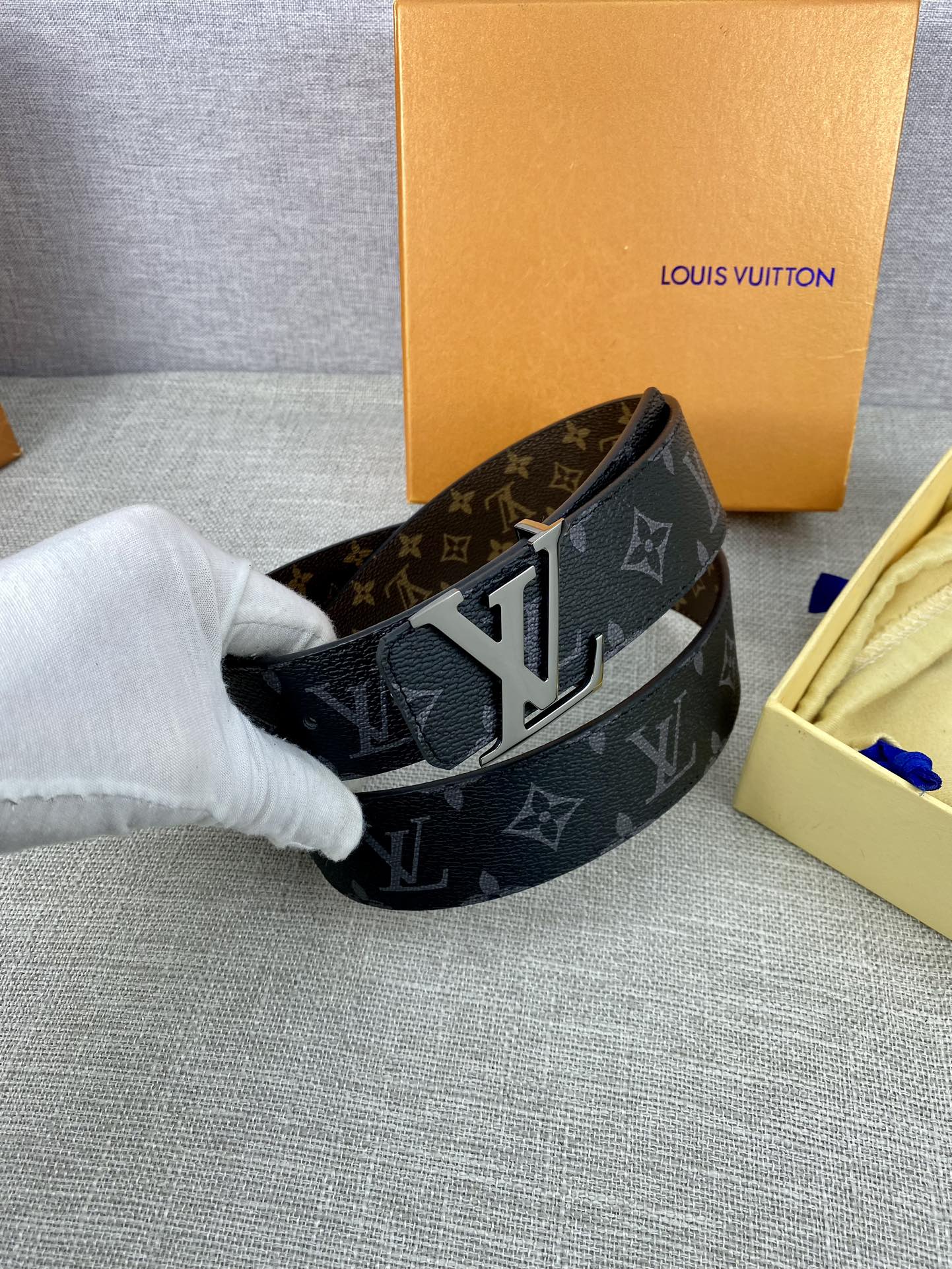 Circle40毫米雙面腰帶將多樣品
