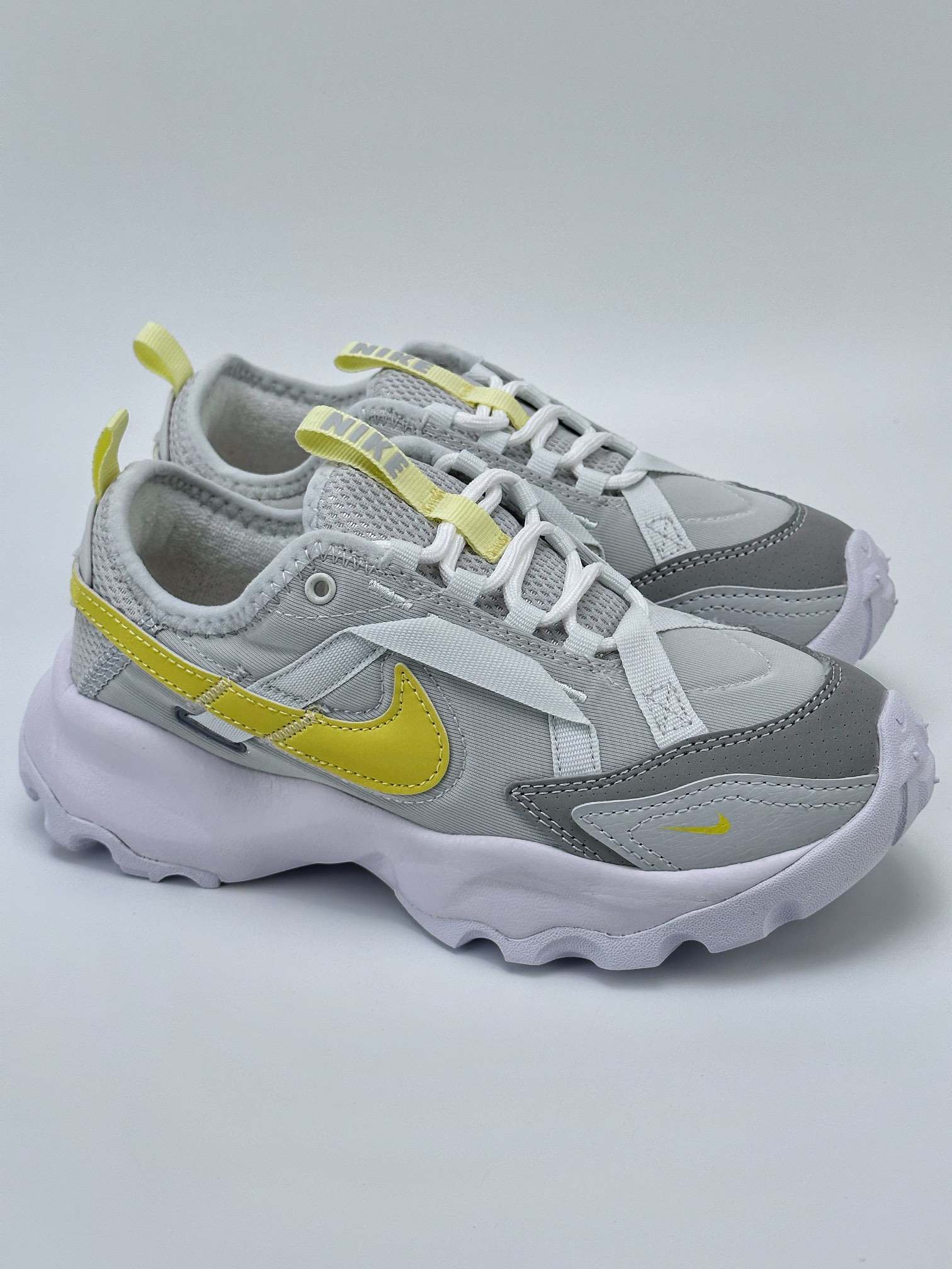 W NIKE TC 7900 new dad shoes FJ5469-025