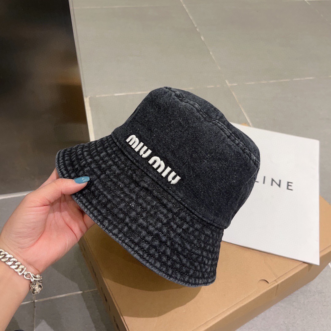 미우미우 모자 81123 Miu Miu Cap