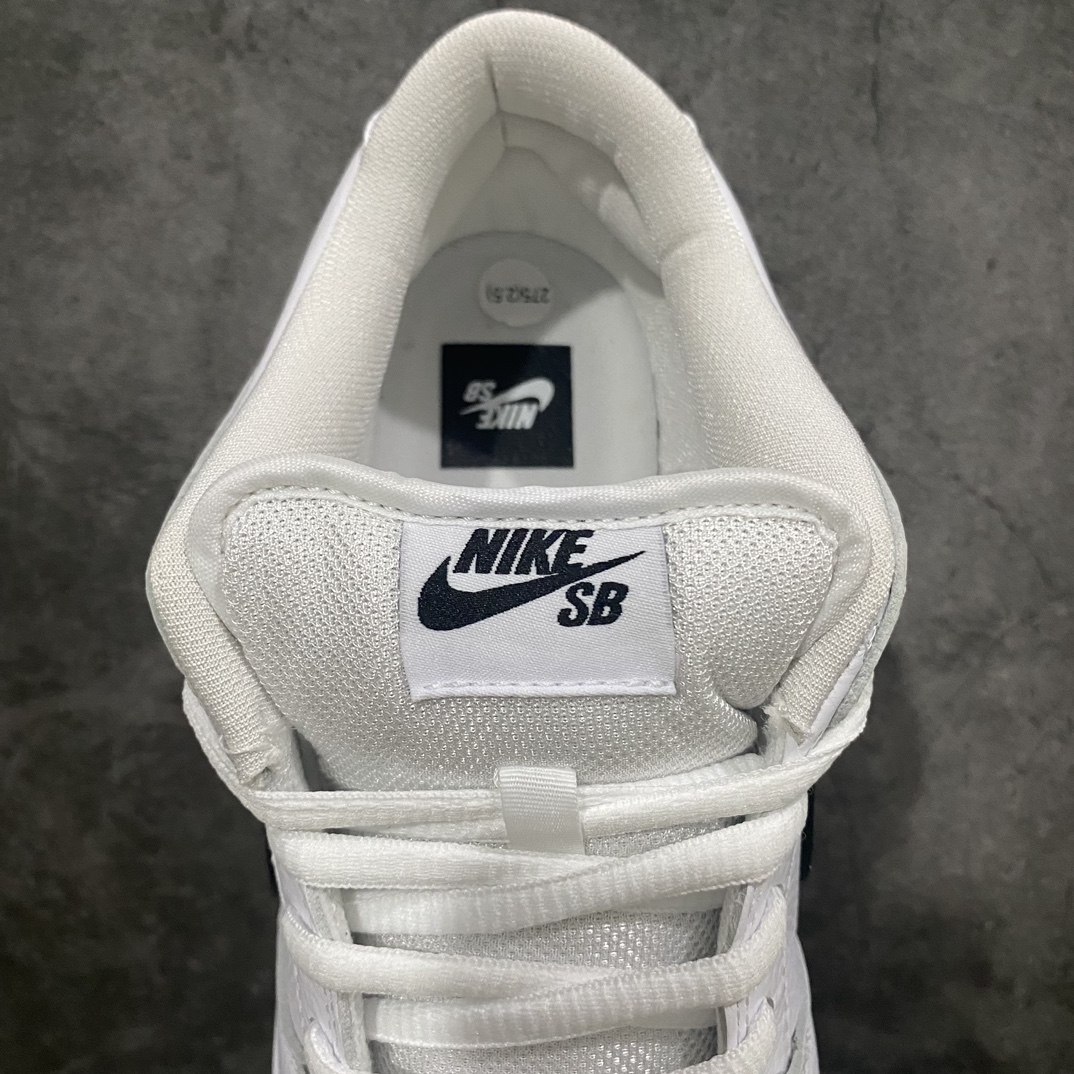 N version pure original Dunk SB Low White Gum white black hook raw rubber bottom CD2563-101