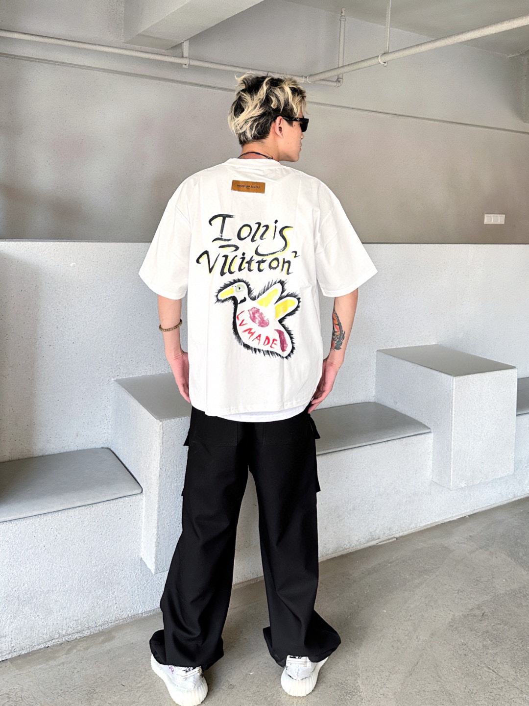 Louis Vuitton Abbigliamento T-Shirt Doodle Maniche corte