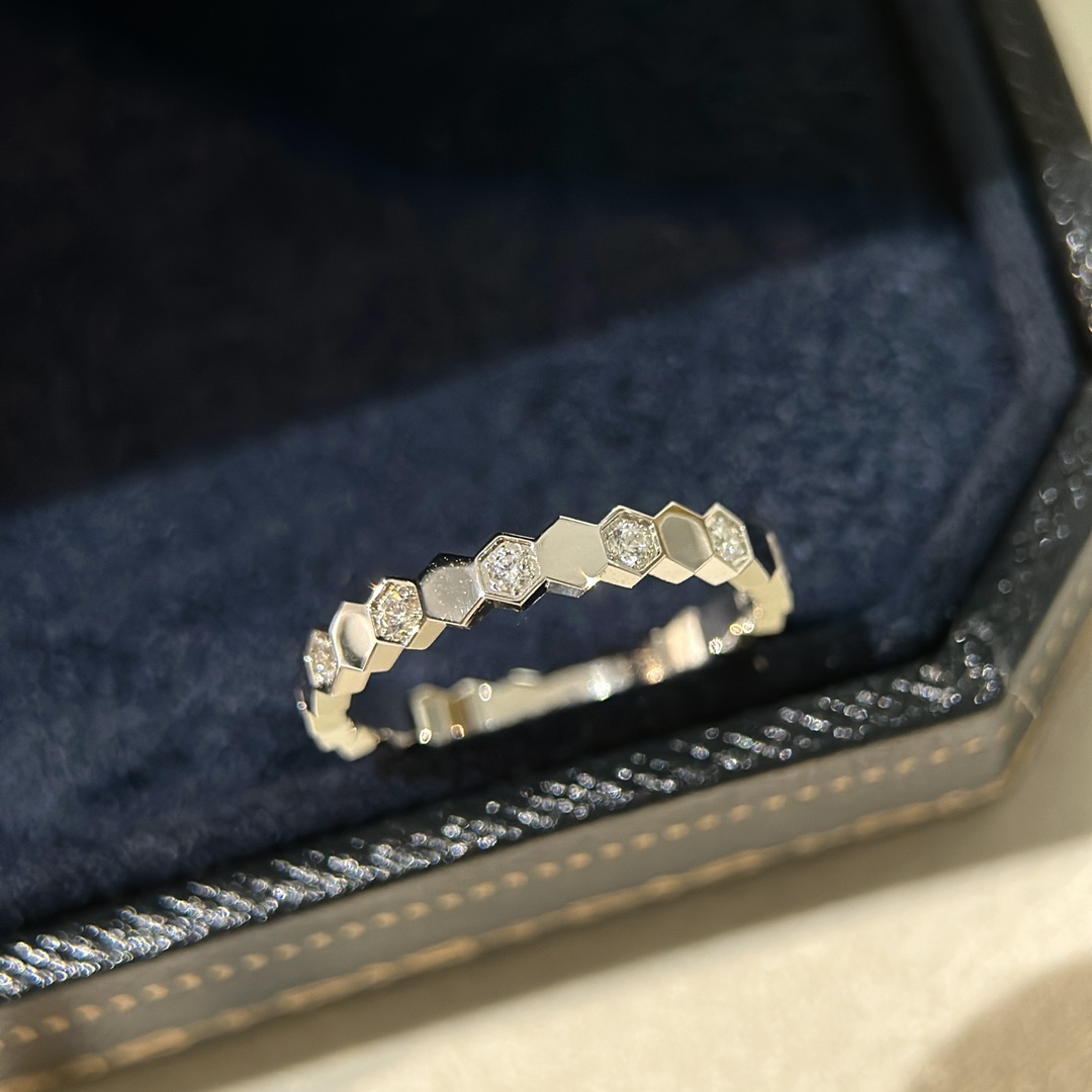 “S925 Silver Bee My Love Half-Drive Ring: Stylish and Elegant Design” - 图片 9