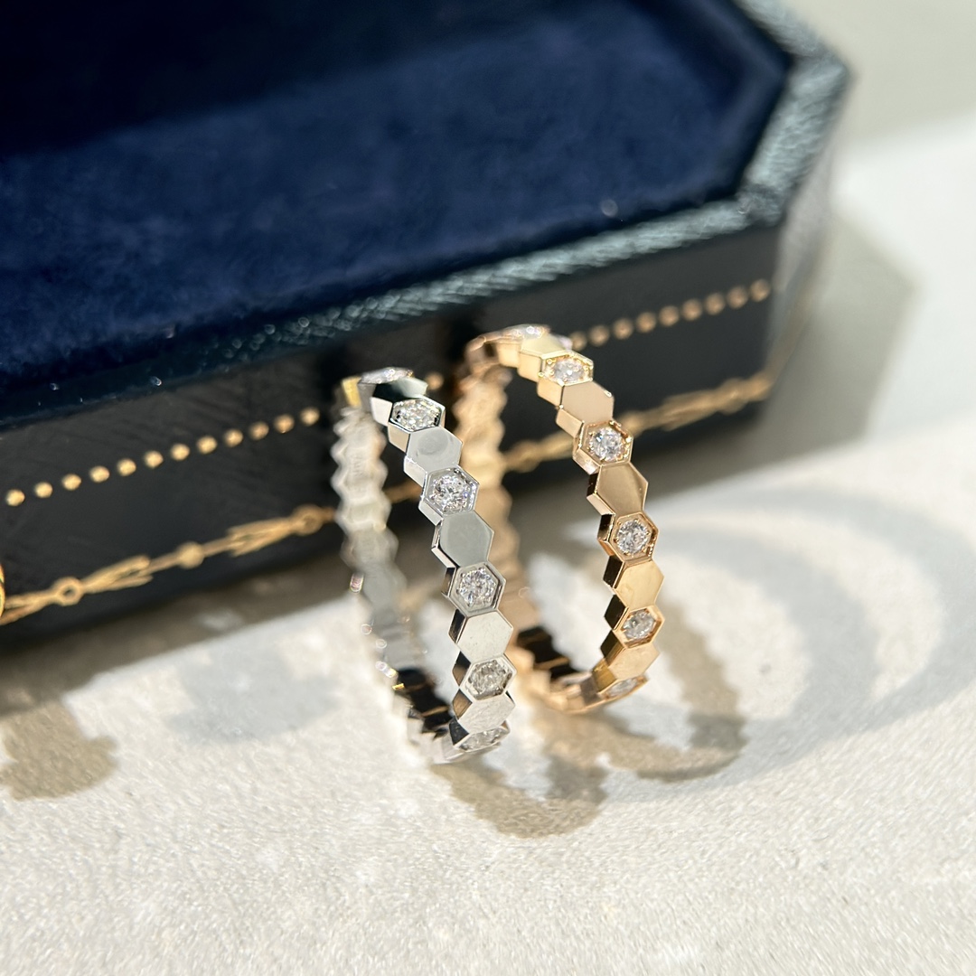 “S925 Silver Bee My Love Half-Drive Ring: Stylish and Elegant Design” - 图片 1