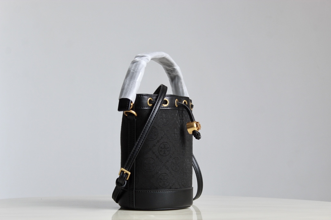 Tory Burch ～TB新款水桶小号 尺寸：长14/高18/宽8.5cm