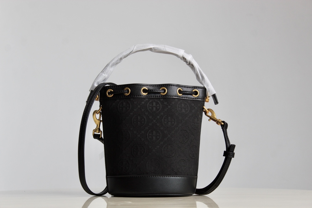 Tory Burch ～TB新款水桶小号 尺寸：长14/高18/宽8.5cm