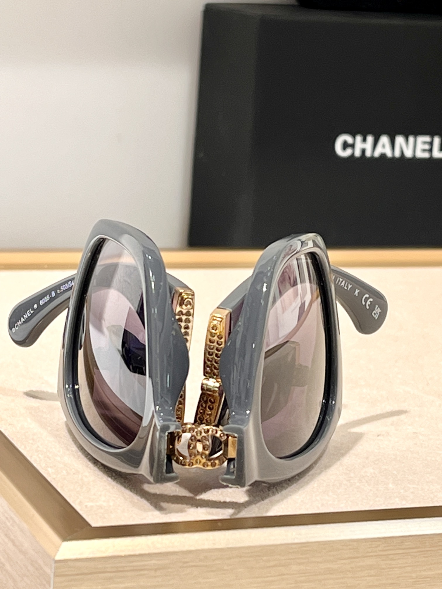 ChanelMod6055-BSize54-19-140Foldablesunglasses