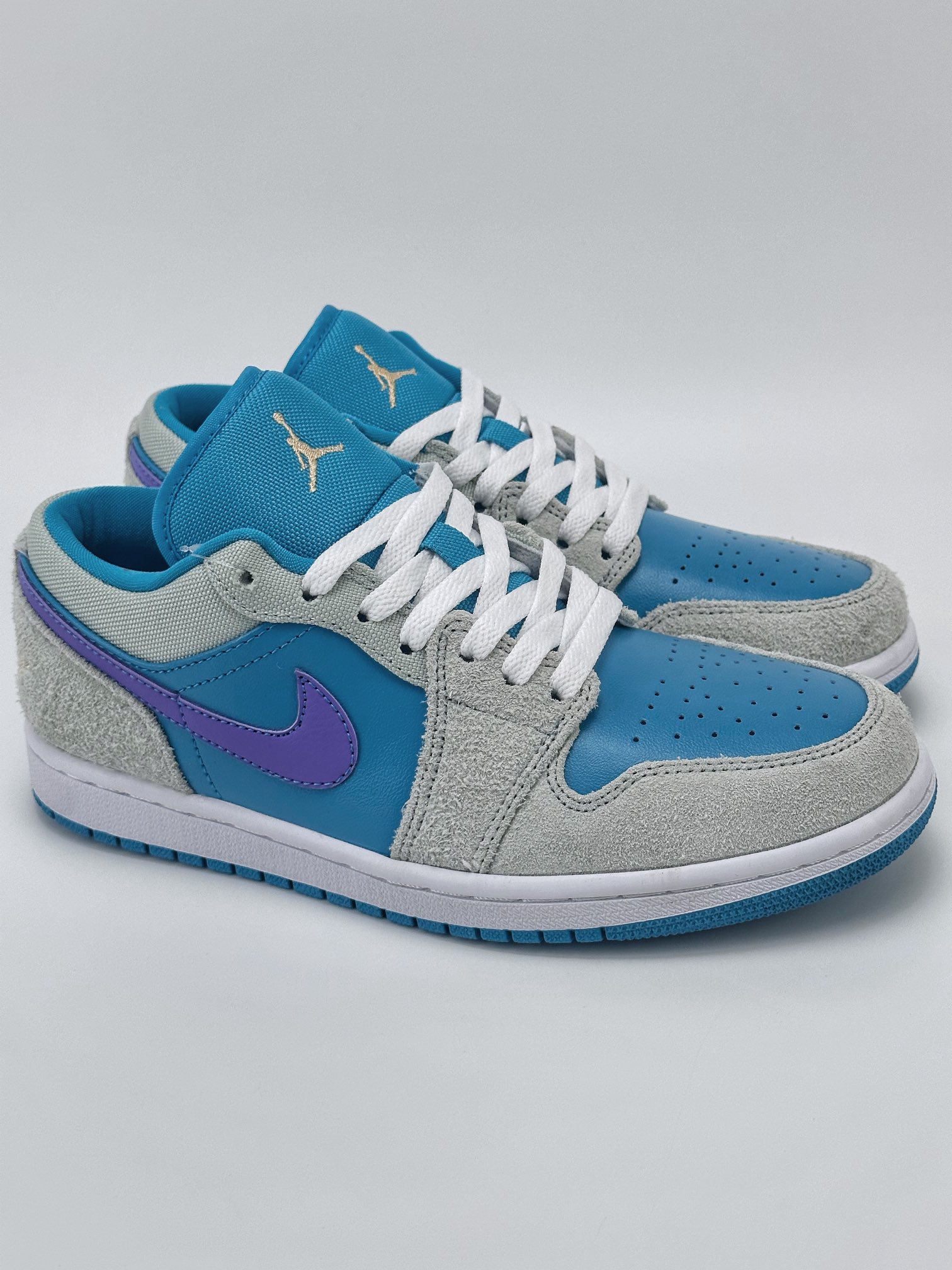 Air Jordan 1 Low ”Aquatone” Blue Grey DX4334-300