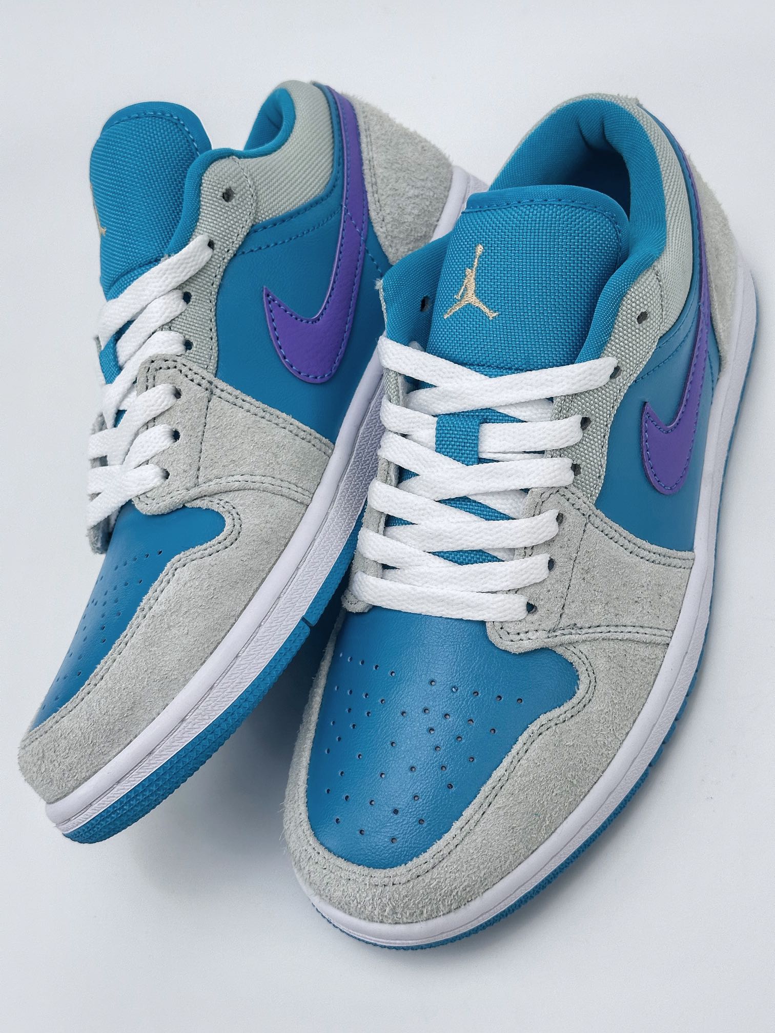 Air Jordan 1 Low ”Aquatone” Blue Grey DX4334-300