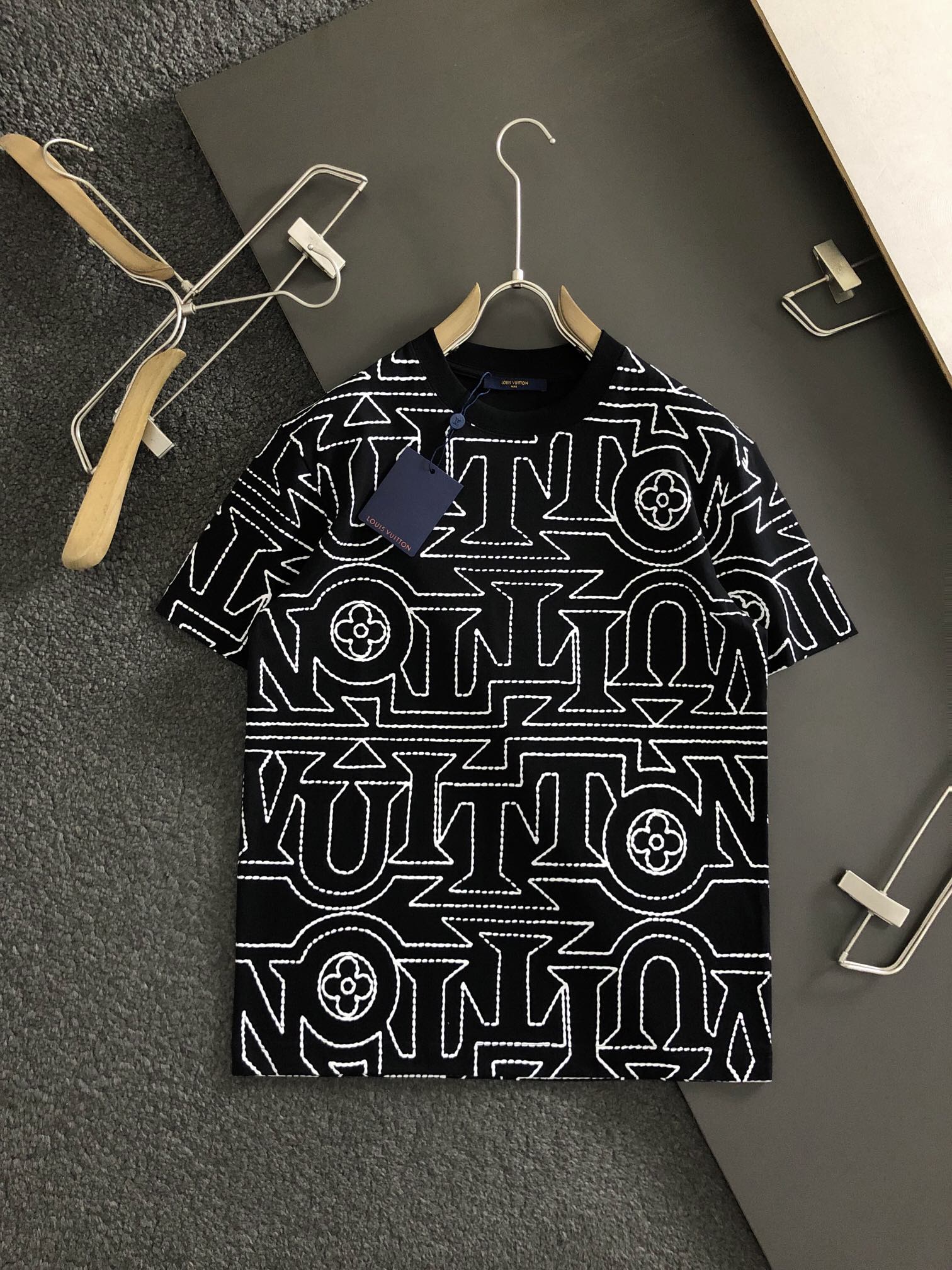 Louis Vuitton Haute Couture Haute Couture Ready-to-Wear Clothing Dress 2