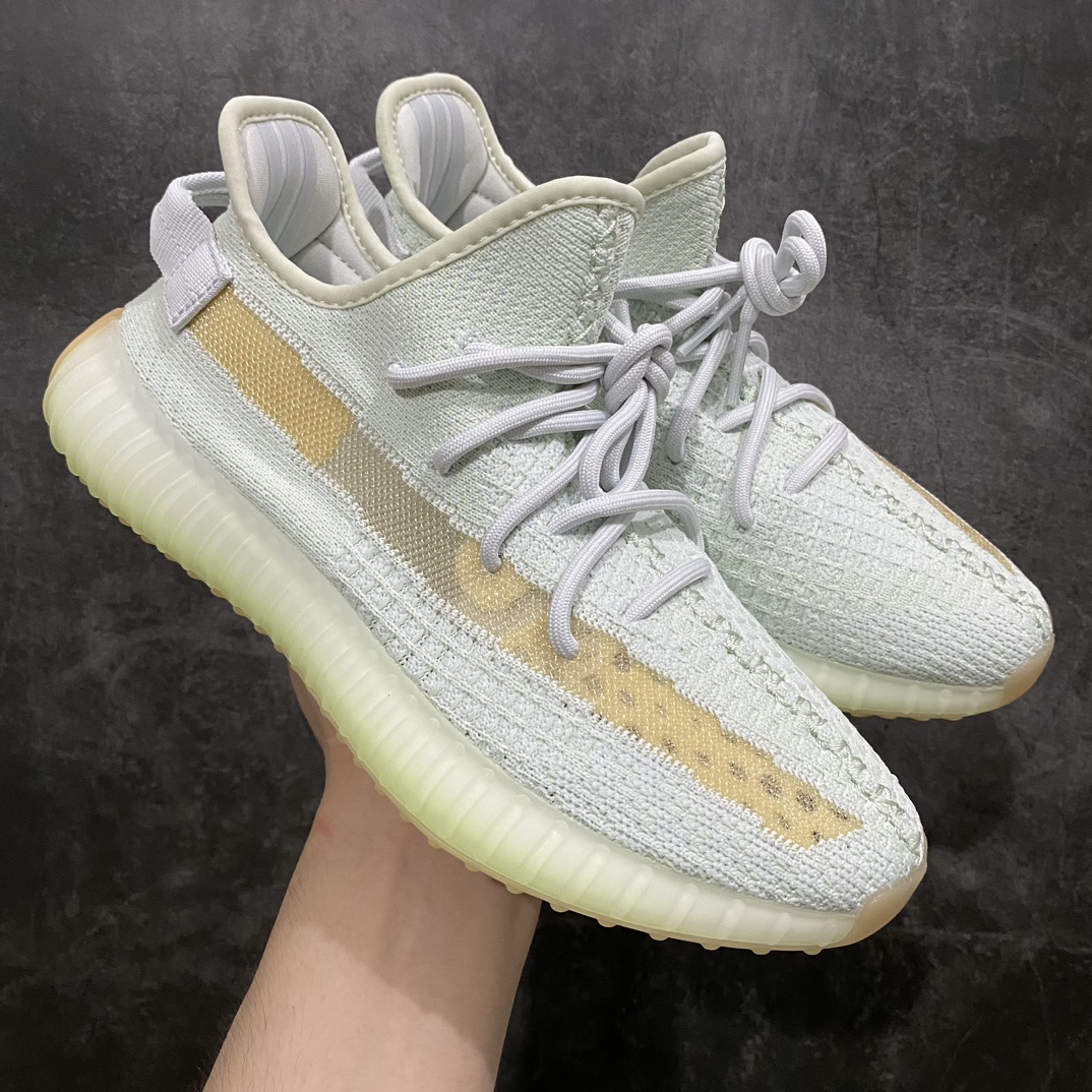 纯原版本Yeezy350V2亚洲限定