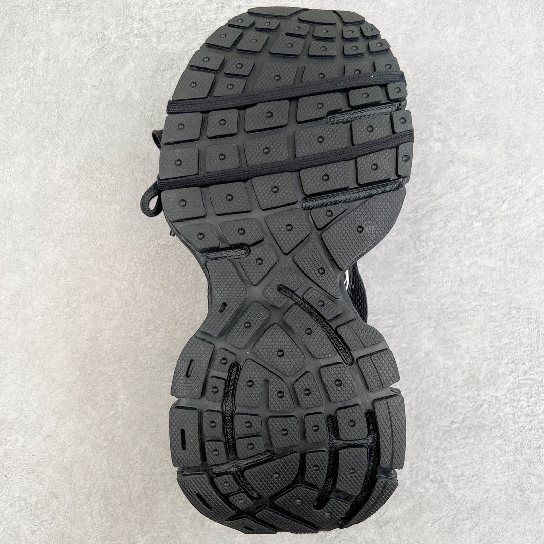 Balenciaga 3XL Sneakers Balenciaga 3XL Sneakers