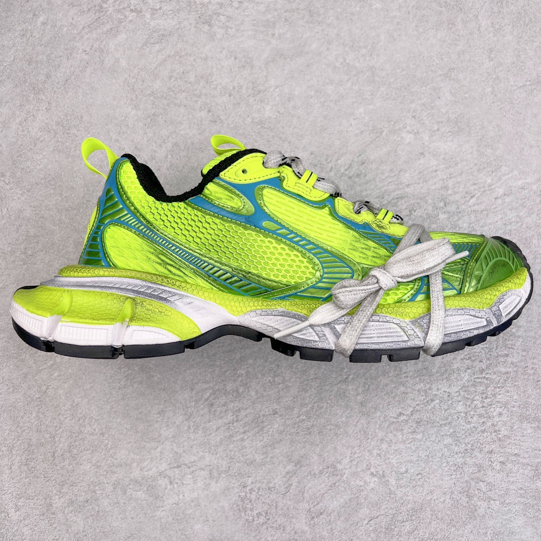 图片[4]-＃TG福利特价 BALENCIAGA 3XL Sneakers 巴黎世家十代网布系带低帮走秀复古老爹鞋 配套套现全码福利开炸 长期补货价格一步到位 市场中端王者 欢迎对比 实力大厂成熟流水线出品 品控完美 免检产品 新配色陆续开发 全套原纸板楦头开发 完美版型 鞋头边缘和后帮徽标 鞋面和后跟凸印尺码 鞋舌 3XL 橡胶品牌标识和反光细节 鞋帮拉袢和鞋舌拉祥 配反光细节 备用鞋带在鞋履前侧 可在穿着前取下 便于不同造型搭配 注意运费超重 偏大一码 尺码：35 36 37 38 39 40 41 42 43 44 45 46-选品中心