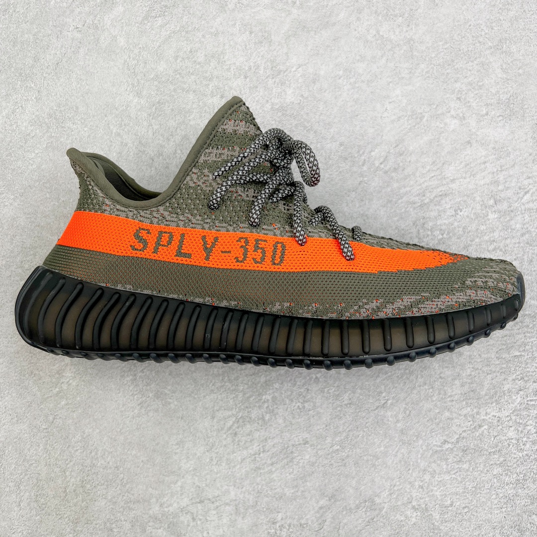 零售💰200 ＃R版福利 长期补货‼Yeezy Boost 350 V2 黑灰橙 HQ7045 工厂配套商长期套现 正常出厂触碰不到的单价 百分百全新货品 零氧化发霉 给足利润空间操作 超乎所想的高性价比 原装纸板楦头开发 用料绝不含糊 原盒原配 知名大厂出品 品控到位 原装厚实针织面 外贸订单口碑惊人 进口机台打造完美鞋型 满钉油性爆米花 鞋型细节后跟收缩度完美 上脚轻易乱真 毕竟没人会趴着看你细节 为保证脚感 建议选大半码 SIZE：36 36.5 37 38 38.5 39 40 40.5 41 42 42.5 43 44 44.5 45 46 47 48 编码：by2936000-运动鞋