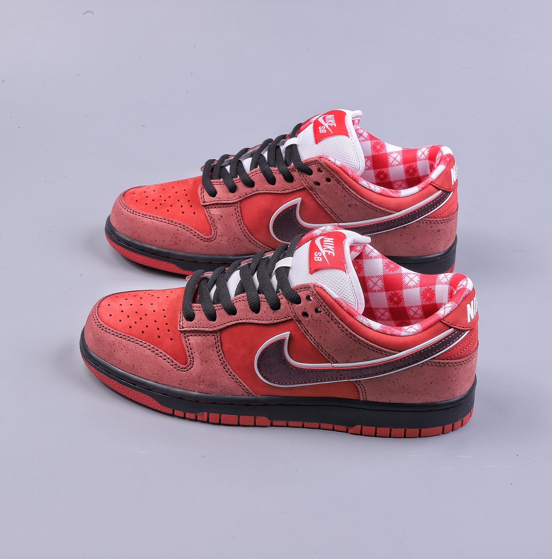 S2 Concepts x NK SB Dunk Low ”Red Lobster” 313170-661