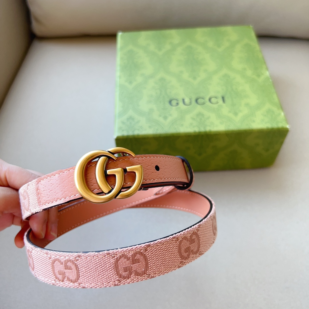 经典设计经Gucci视角焕新演绎与醒