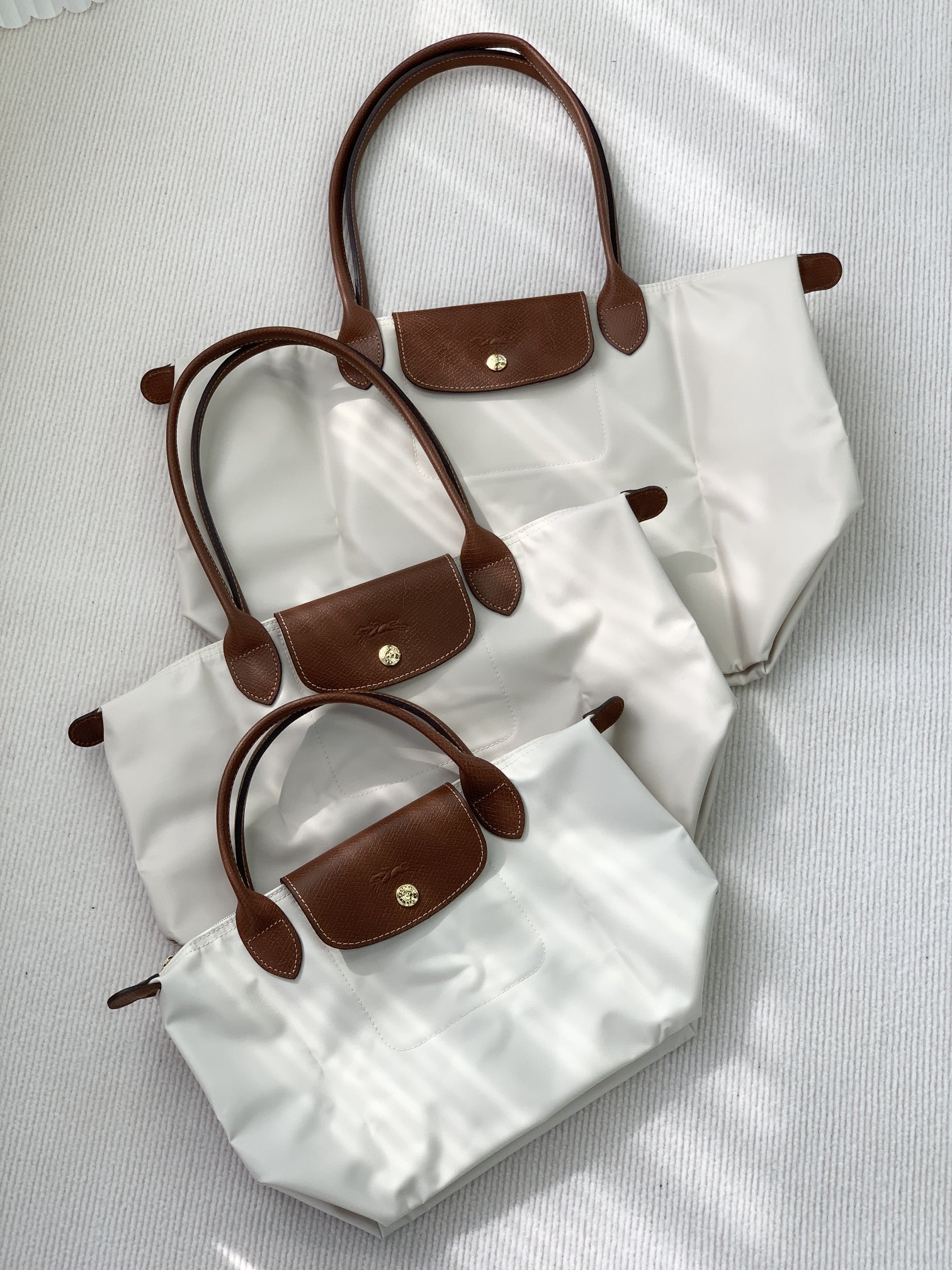 Longchamp Official model 555 paper white size chart on sale