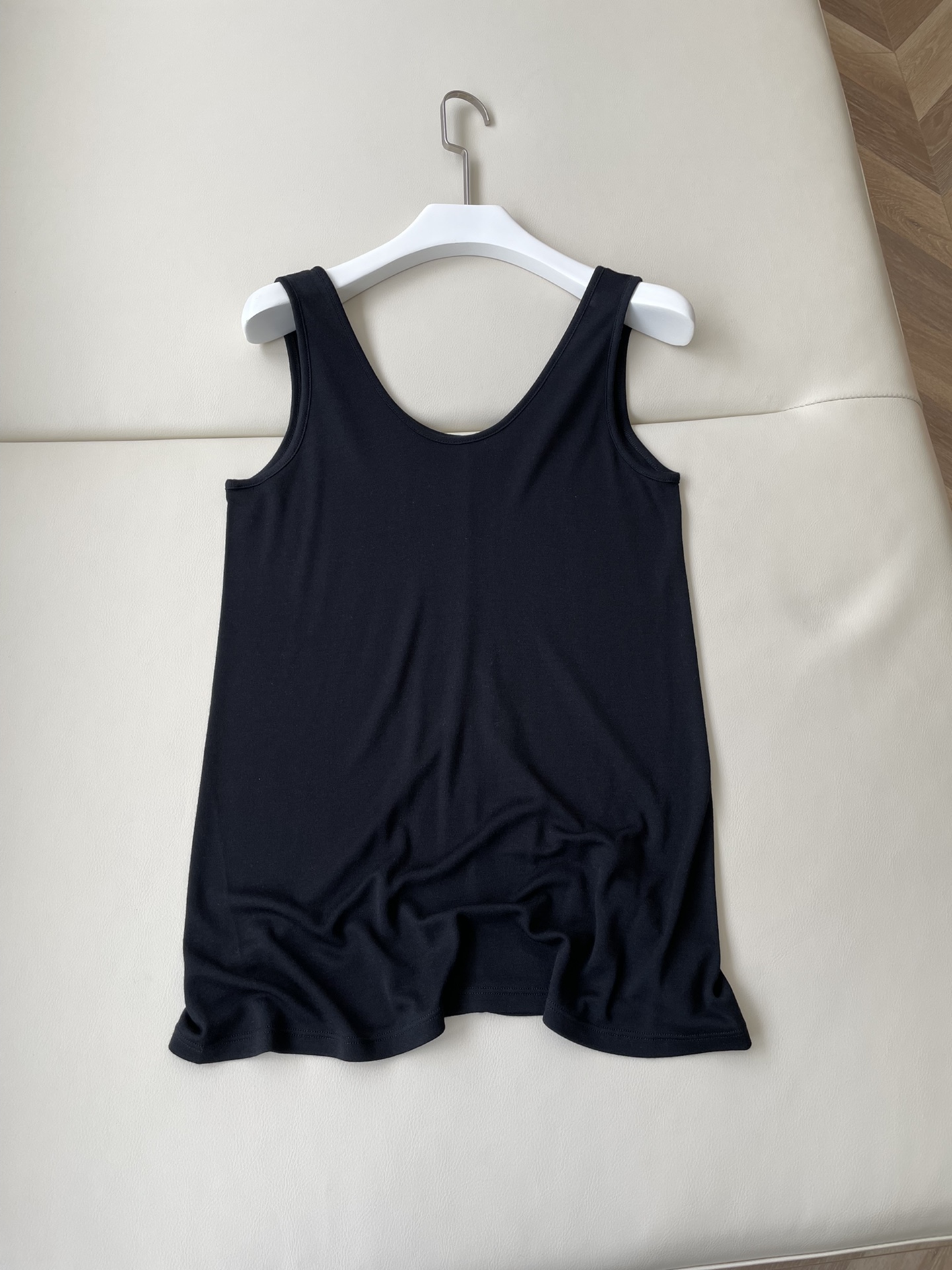 High-quality Single-Rate Female Suit with Velvet Mordale Oxygen Vest - 图片 1