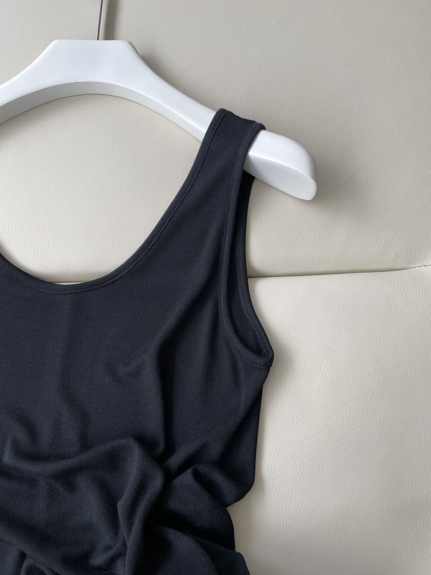 High-quality Single-Rate Female Suit with Velvet Mordale Oxygen Vest - 图片 5