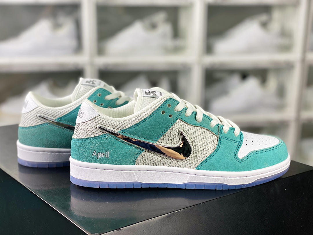 April Skateboards x Nike SB Dunk Low Pro ”April” Dunk Series Low-top Sneakers ”Joint Mint Green Rose Metal Silver Hook” FD2562-400