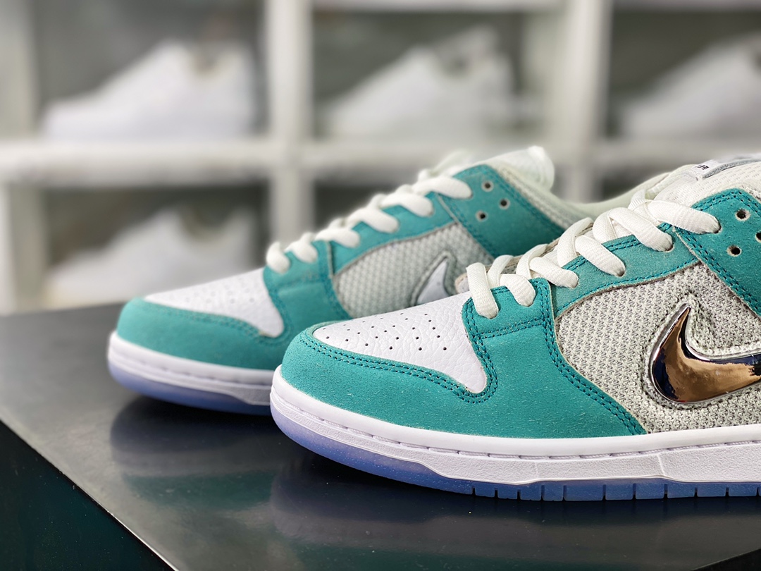 April Skateboards x Nike SB Dunk Low Pro ”April” Dunk Series Low-top Sneakers ”Joint Mint Green Rose Metal Silver Hook” FD2562-400