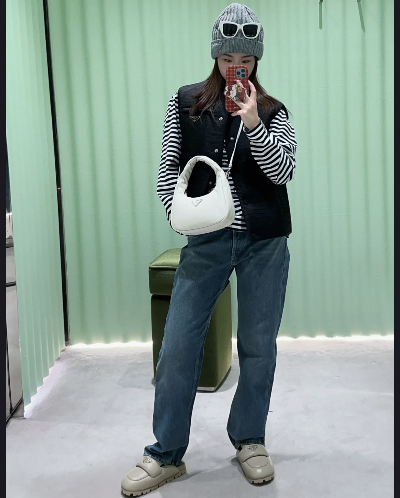 Prada Upper body picture~