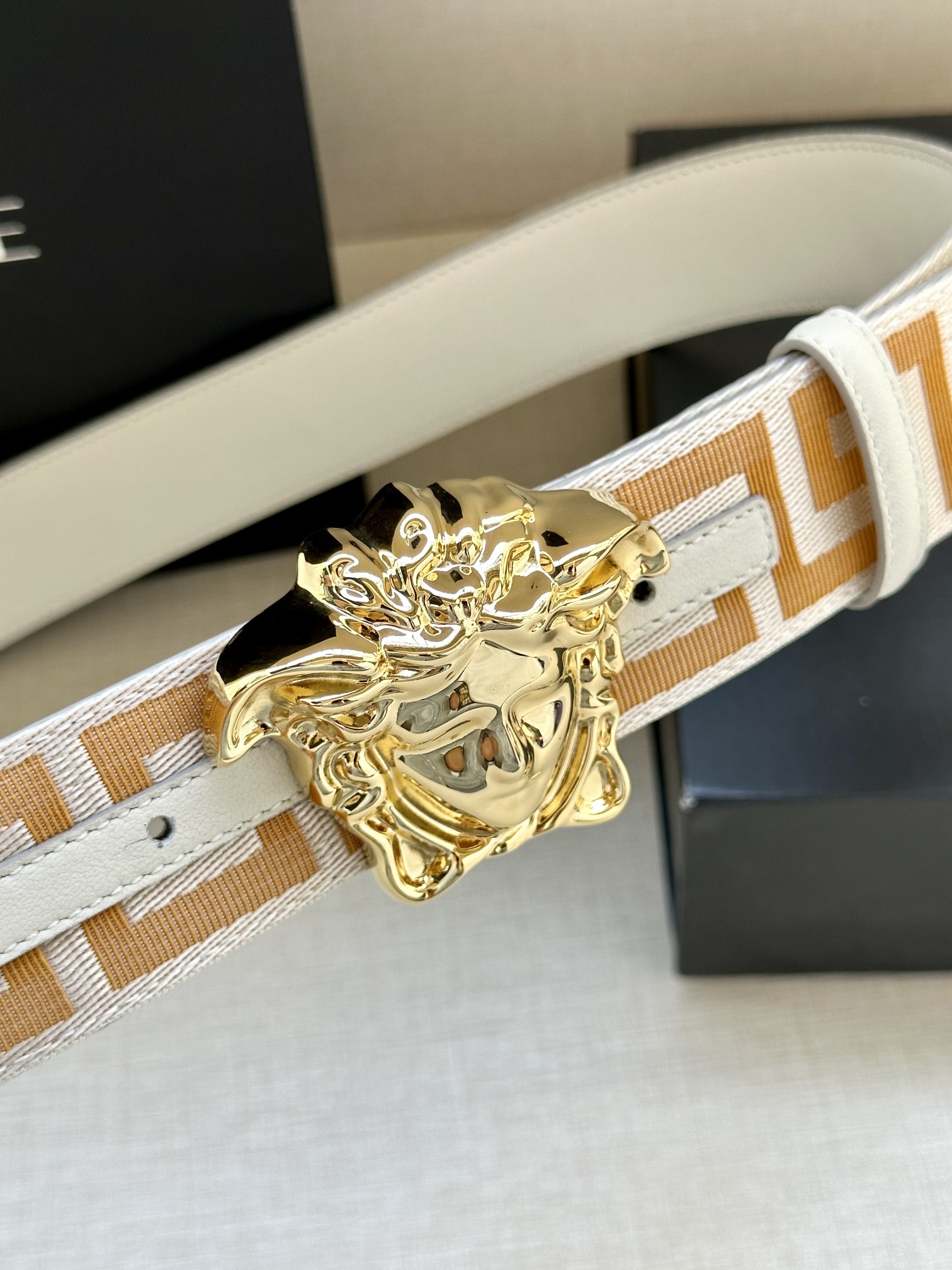 带宽3.8cmVERSACE范思哲此