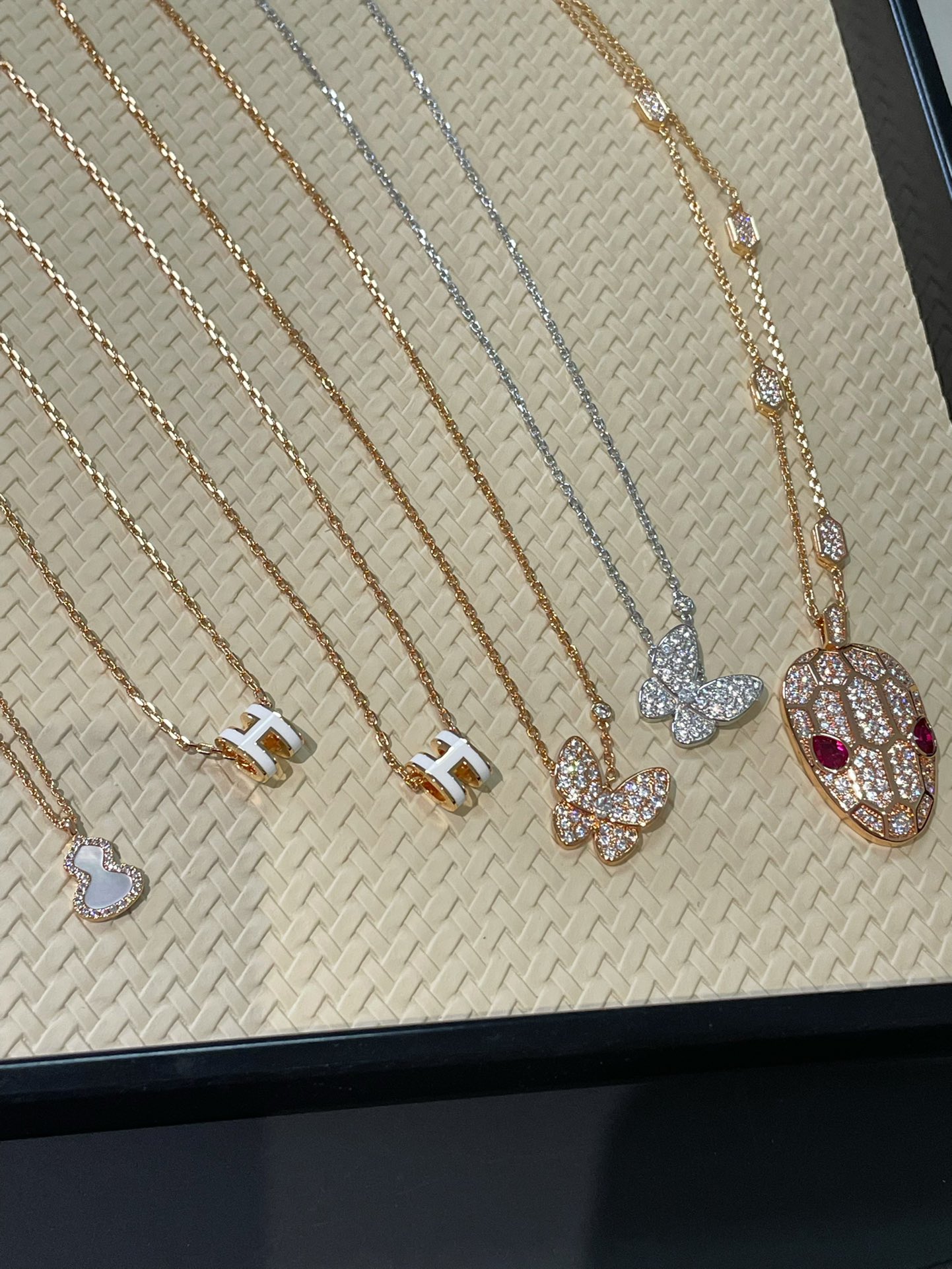 NO:631219,Small collection of necklaces, CNC high-quality thick gold, necklace, Cartier high-end jewelry19860909项链小合集CNC高品质厚金,,necklace,卡迪亚高端饰品,Jewelry
