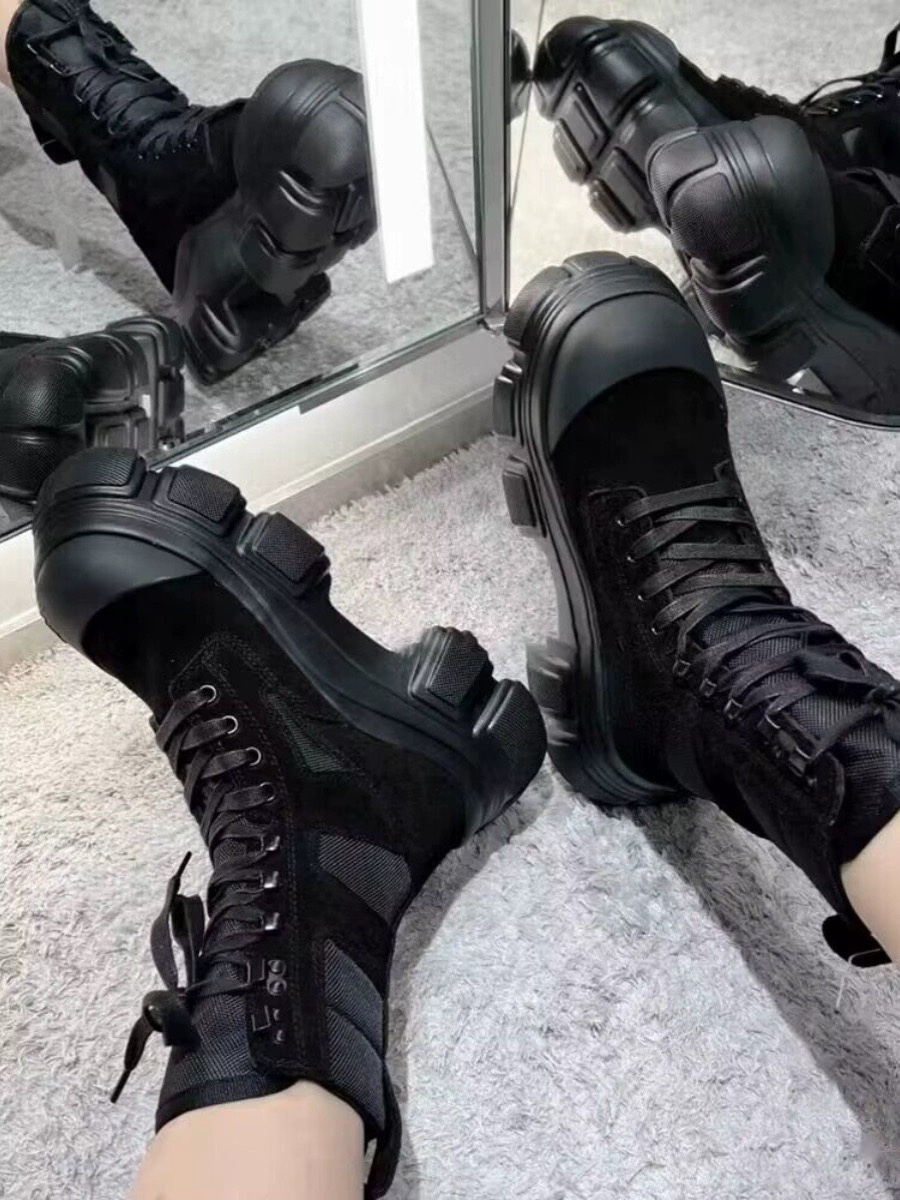 [Burberry Women