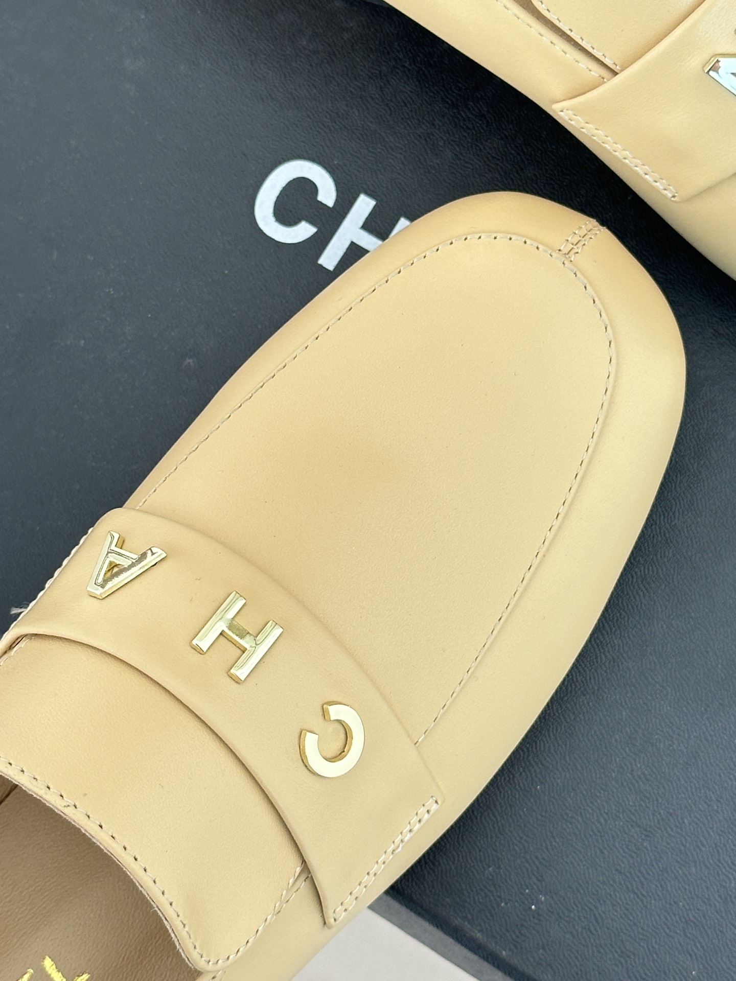 CHANE*小香23C新品双C字母扣