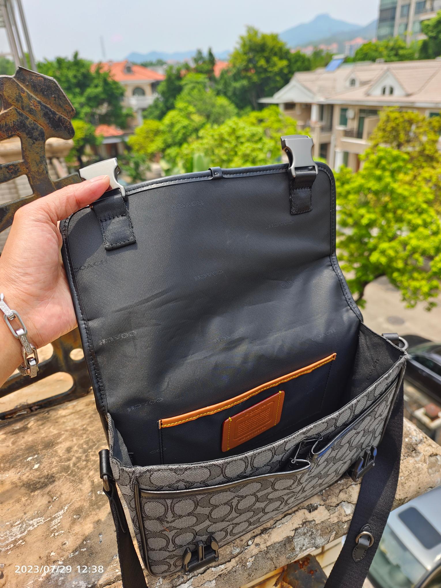 Coach COACH蔻驰C9158新款男包LEAGUE信使包单肩斜挎包 League专为运动生活打造