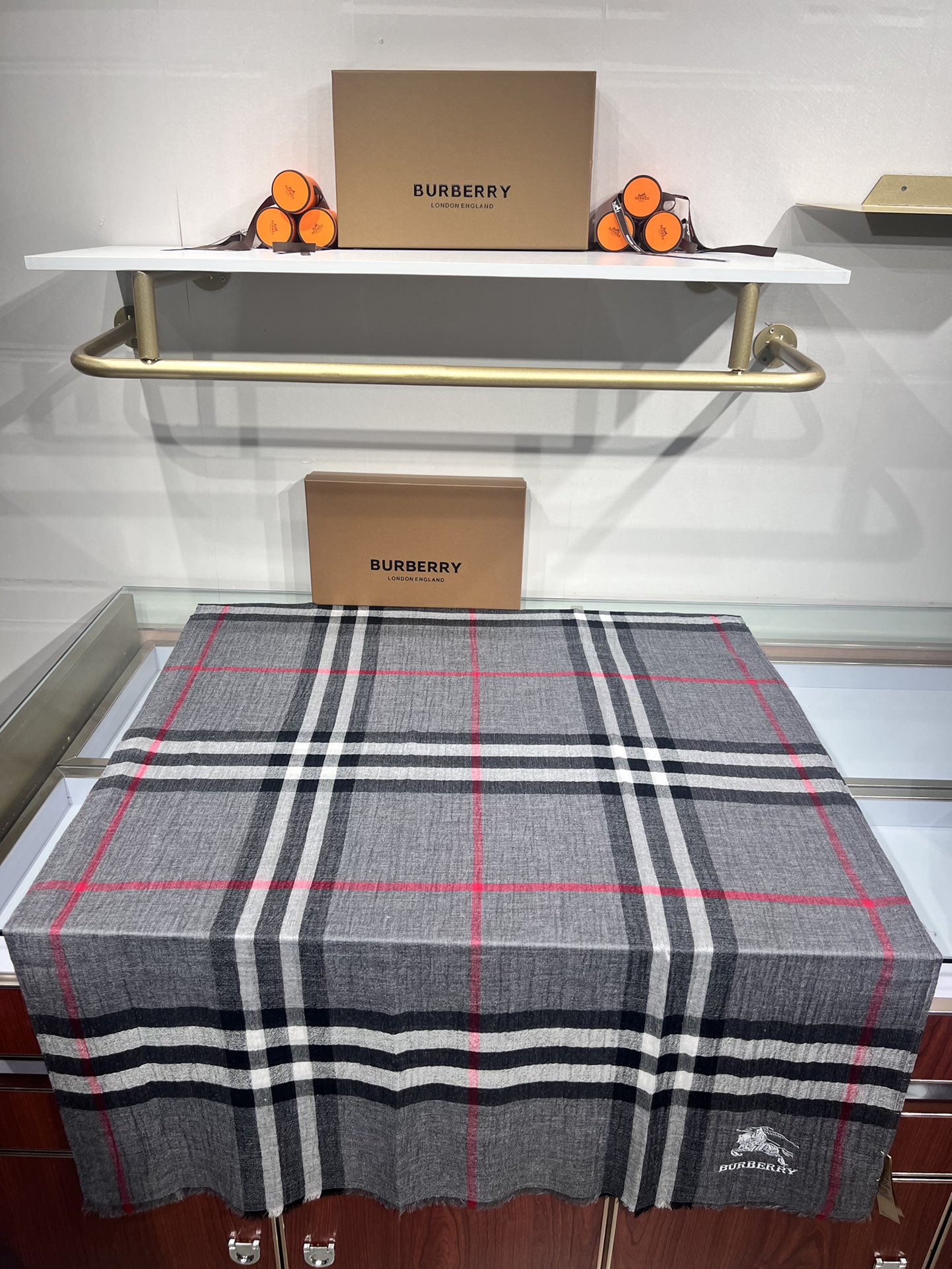 💟经典爆款补单到货！万众瞩目战马绣标官网经典版到货啦～软糯亲肤是我们的初衷～♦️最优质的年轻设计师推出的