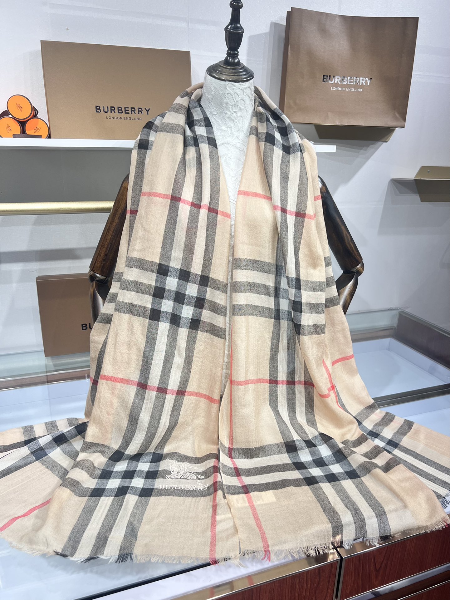 💟经典爆款补单到货！万众瞩目战马绣标官网经典版到货啦～软糯亲肤是我们的初衷～♦️最优质的年轻设计师推出的