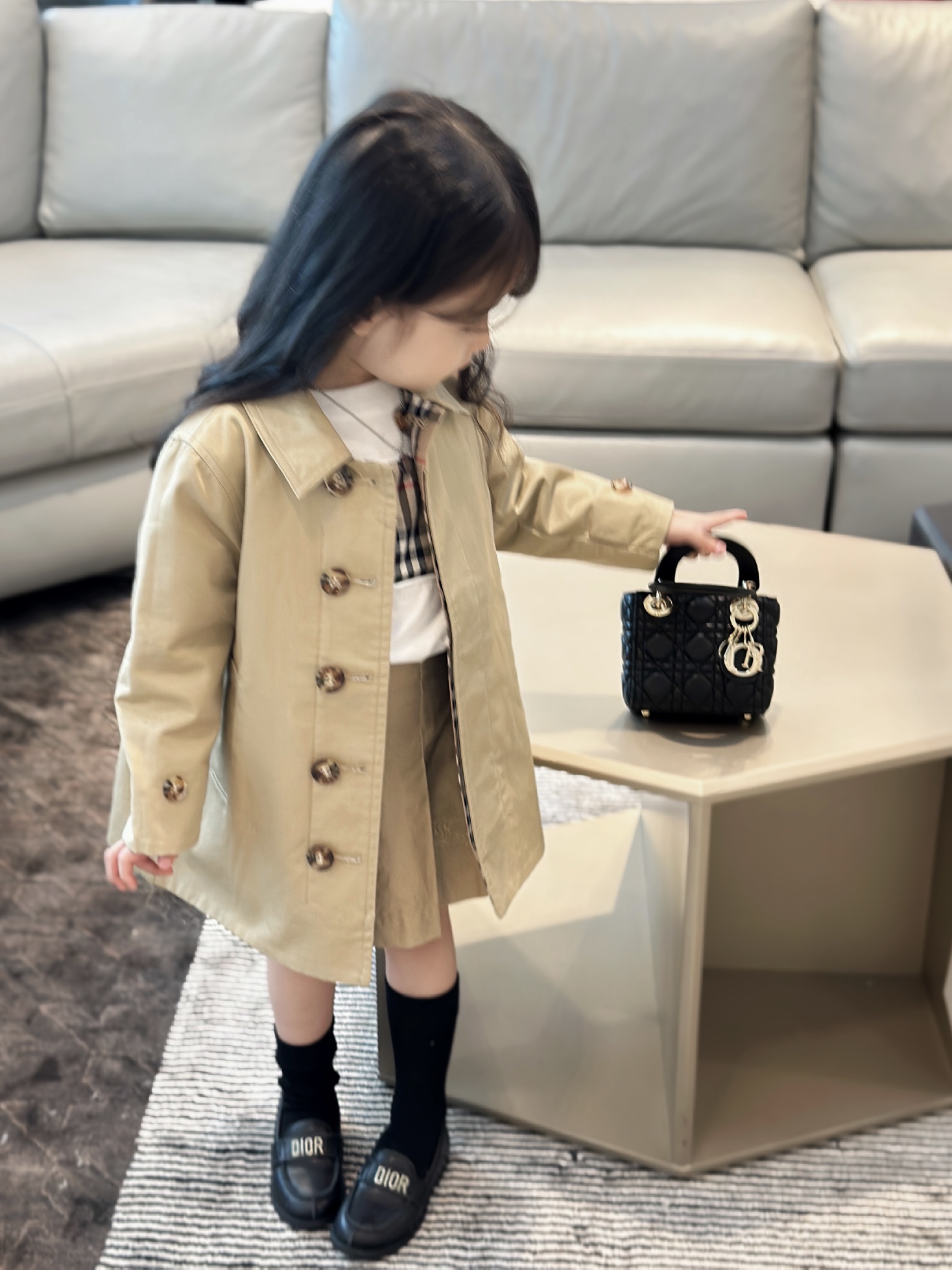 博柏利 Burberry 高级成衣风衣外套及大衣服饰 #B05CE9B7 2