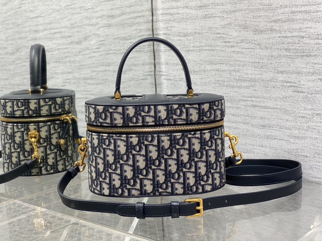 Dior Signature Vanity Case Handbag Monogram Cylinder Bag Detachable Shoulder Strap