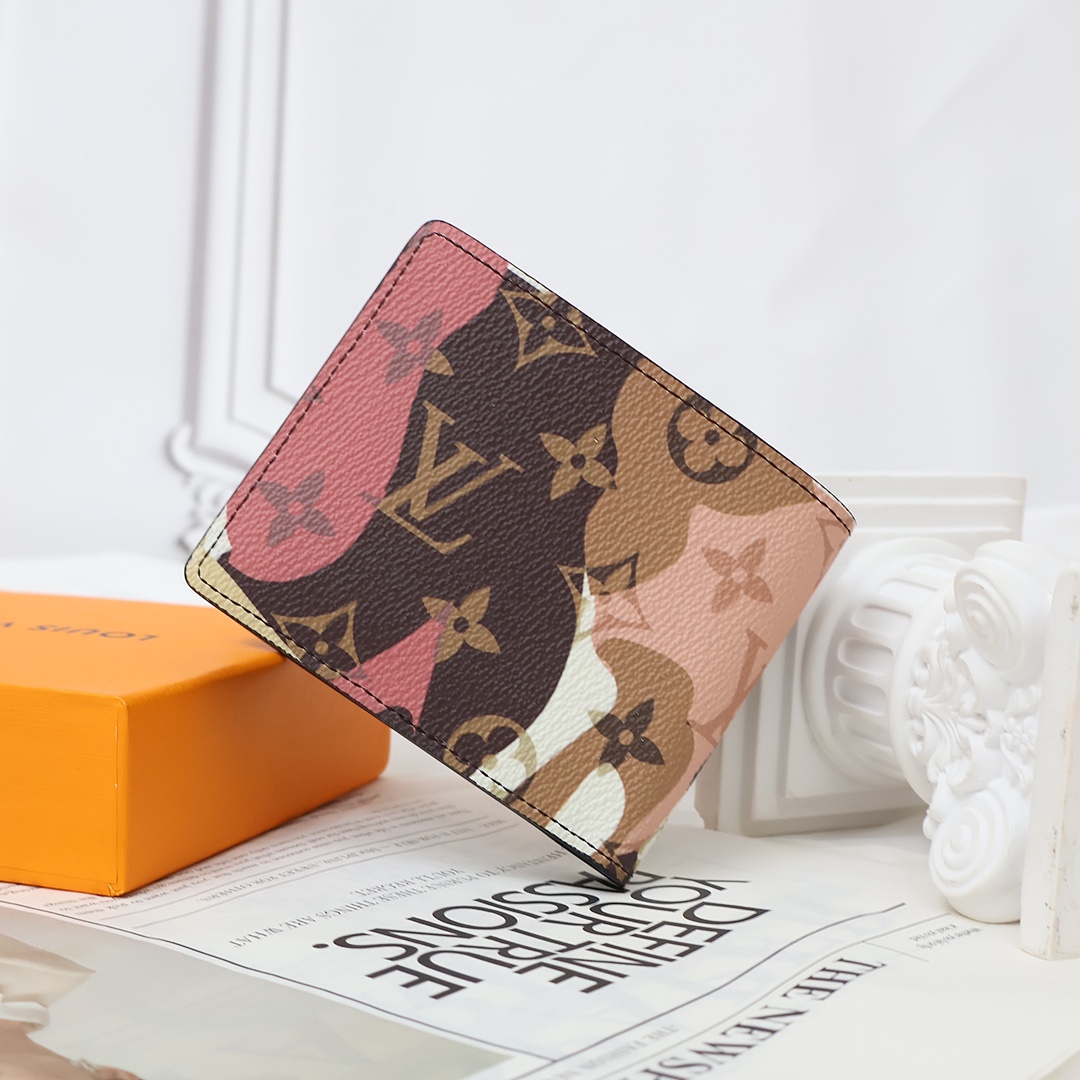 Slim leather bifold wallet in pocket