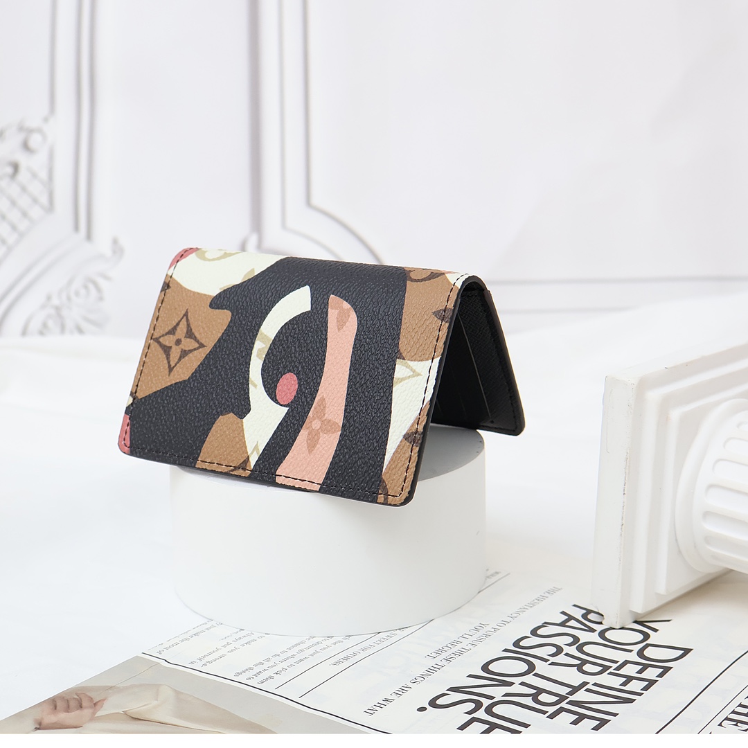 Sophisticated Leather Card Holder - Front View