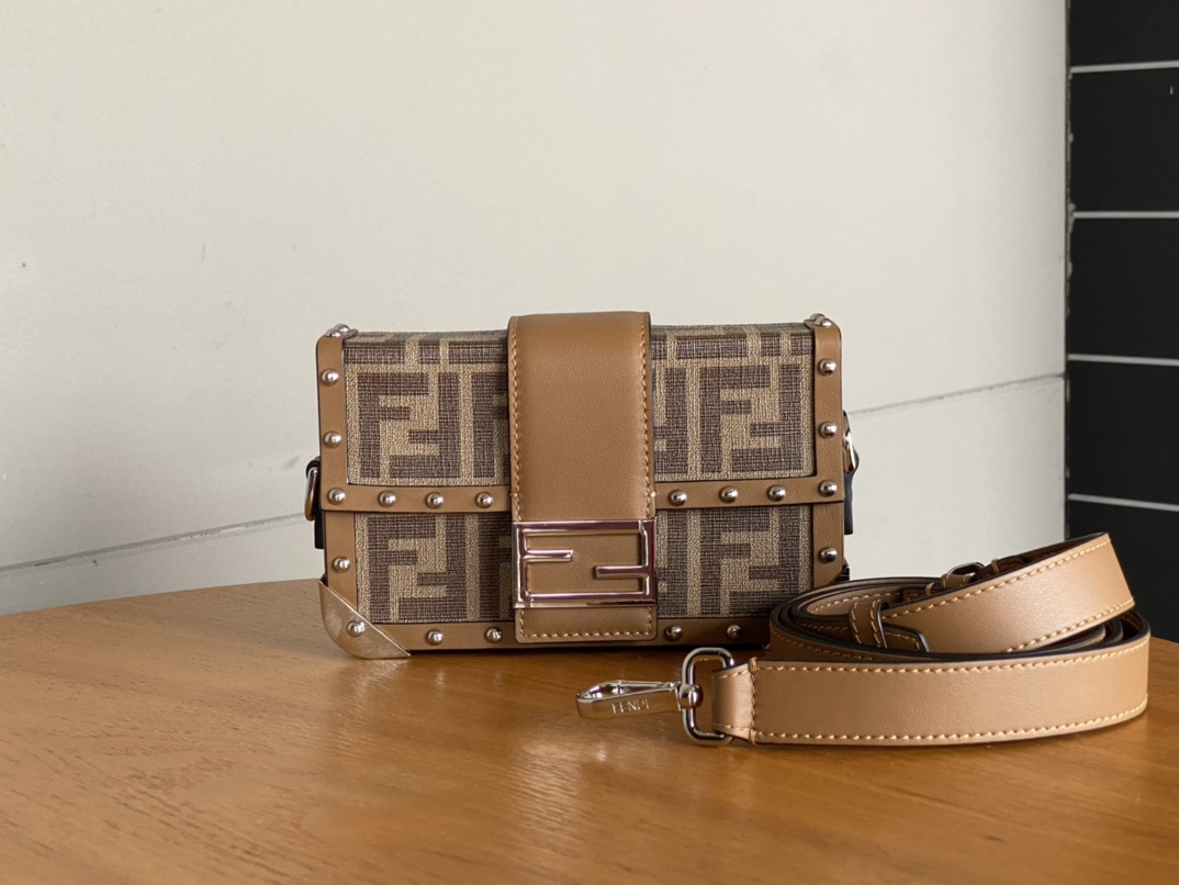 Fendi Details: