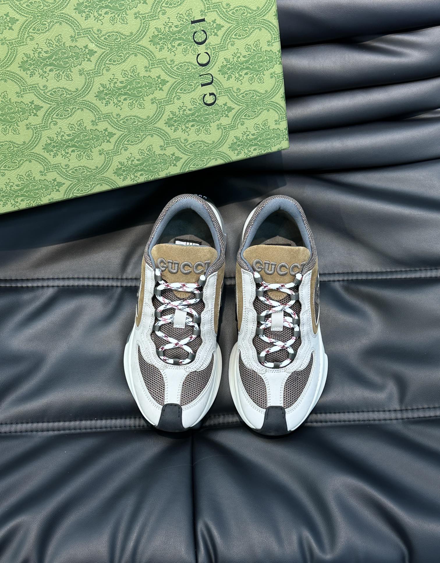 Gucci Luxury
 Shoes Sneakers Unisex Fashion Sweatpants