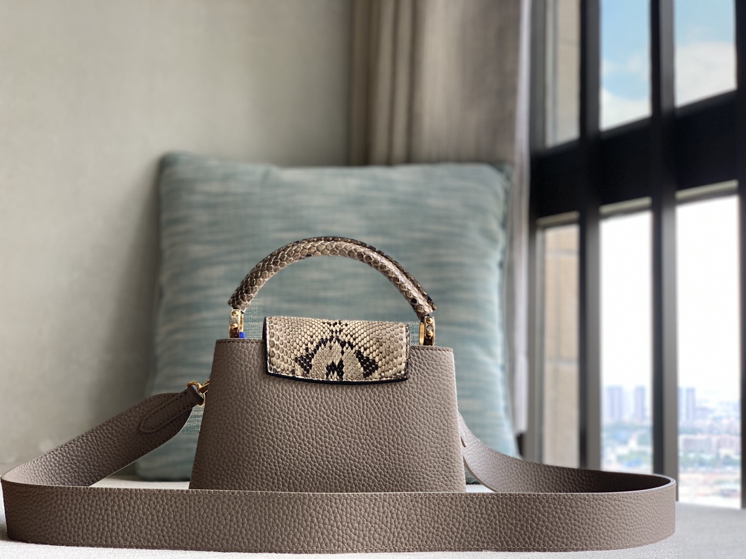 Louis Vuitton Premium quality original cowhide