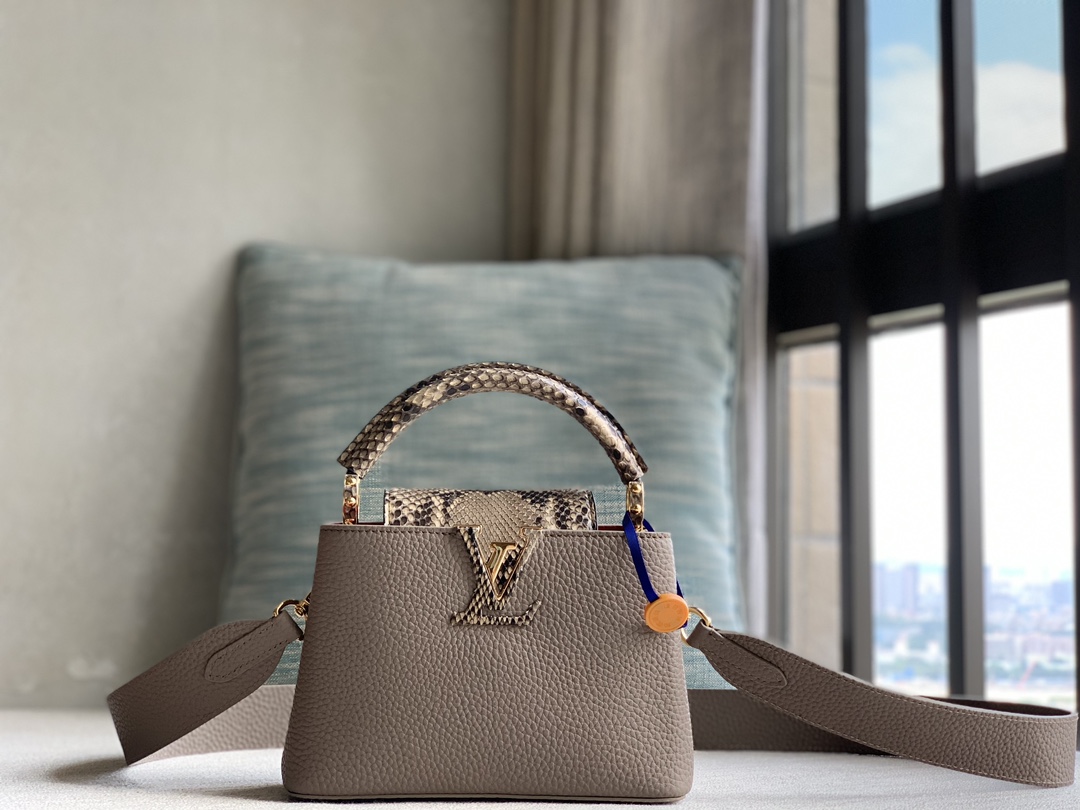 Louis Vuitton Premium quality original cowhide