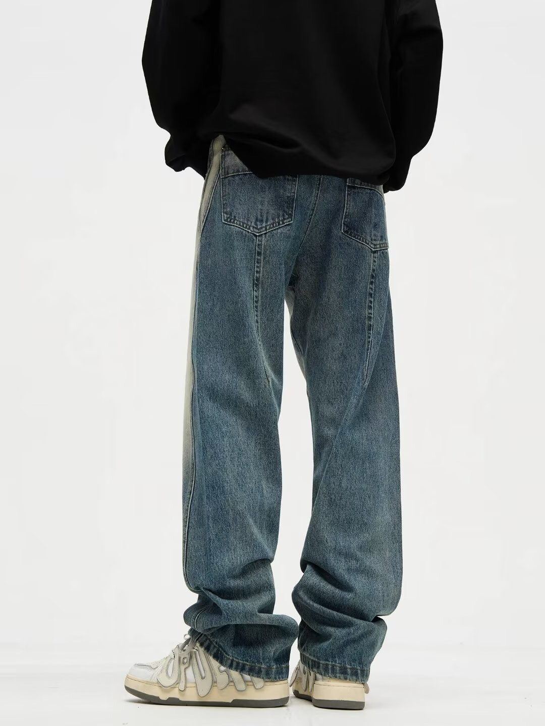 Fashionable High-Tech Water-Resistant Jeans for All Body Types - 图片 7