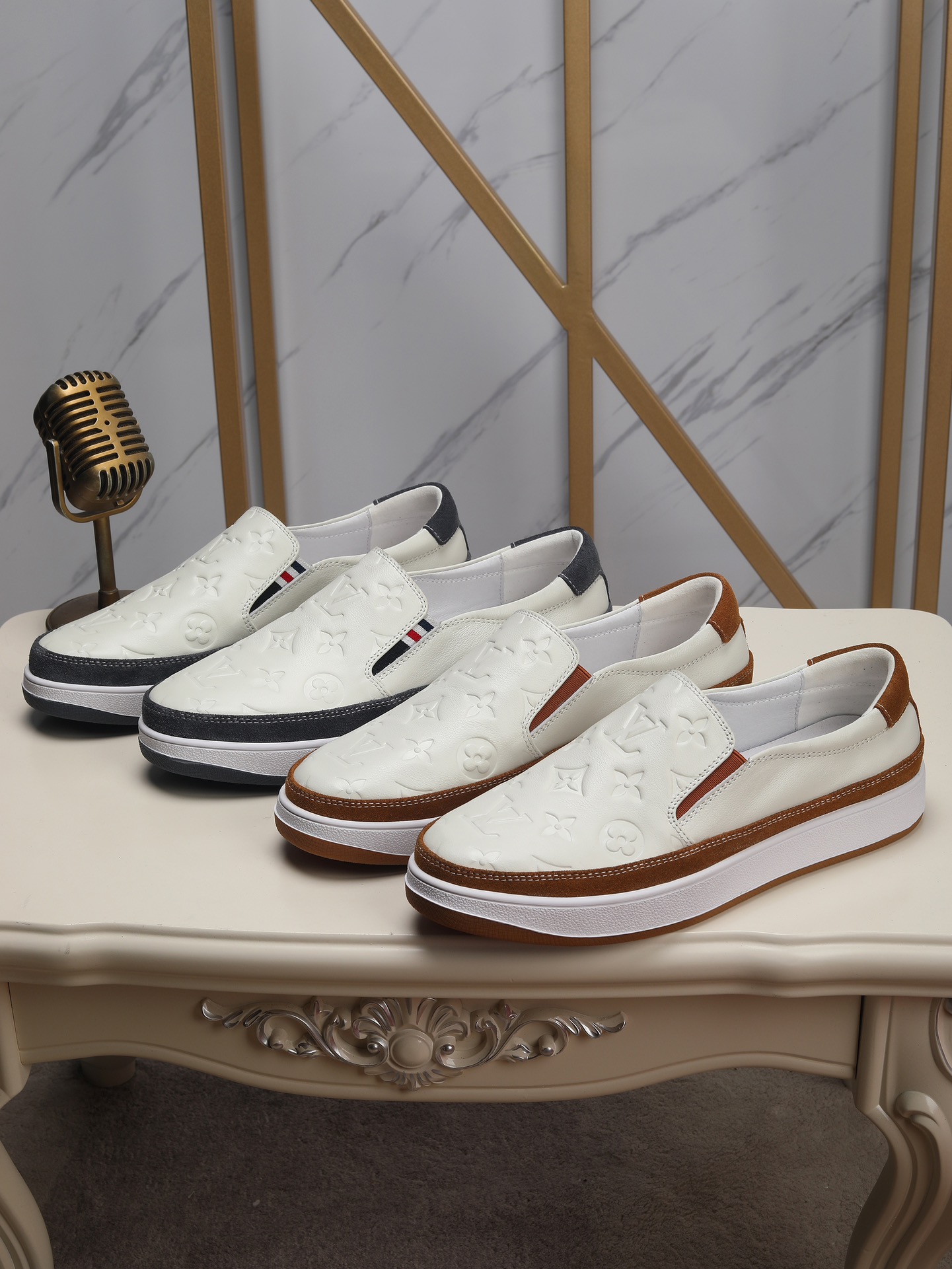 Louis Vuitton 7 Star
 Shoes Sneakers Top Grade
 Splicing Cowhide Low Tops